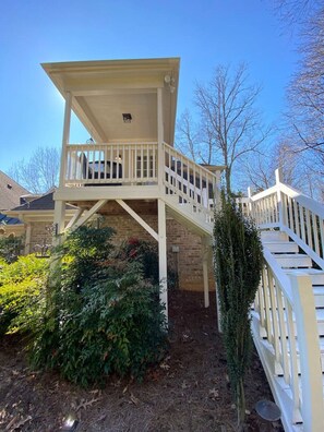 Exterior - Tranquility Retreat - Serene Setting (Greensboro)