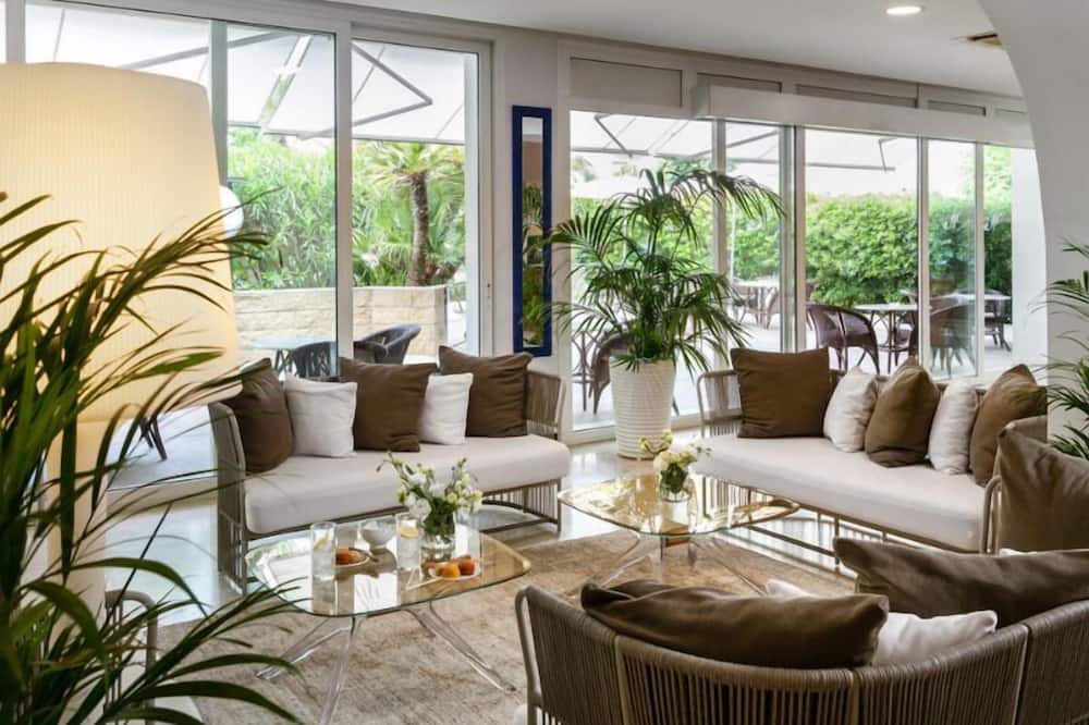 HOTEL MADDALENA