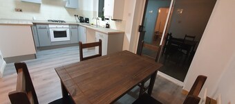 Lovely 3 Bedroom House in Manchester