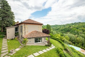 Front of property - Tenuta Moncarlino (Morsasco)