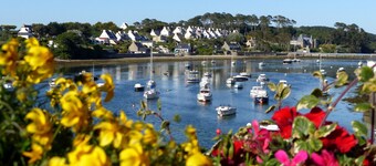 le conquet au coeur des commerces  jolie location  4 personnes charges comprises