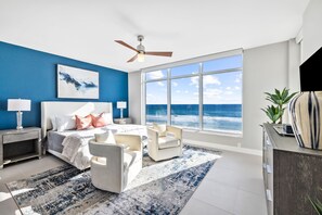3 bedrooms, iron/ironing board, free WiFi, bed sheets - 1900 98 #302-Luxurious | Gulf Front | Chair Service | Rooftop Pool (Destin)