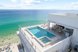 A heated pool - 1900 98 #302-Luxurious | Gulf Front | Chair Service | Rooftop Pool (Destin)
