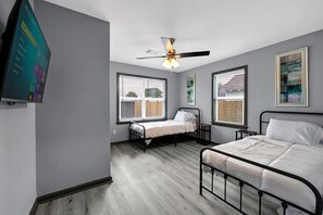 3 habitaciones, tabla de planchar con plancha y wifi gratis 