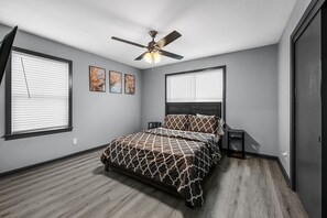 3 soverom, strykejern/-brett, wi-fi (inkludert) og sengetøy