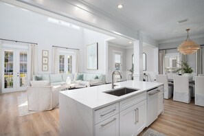 Interior - "Sea La Vie Destin"- Fab Destin Home, Private Pool, Golf Cart, Crystal Beach (Destin)