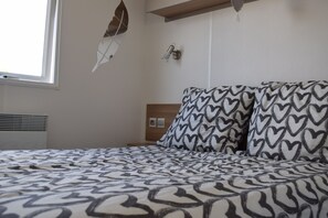 3 bedrooms, WiFi - Mobile home 6 persons with wifi (Veuzain-sur-Loire)