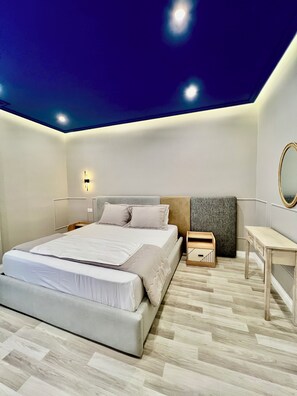 Family Apartment | Egyptian cotton sheets, premium bedding, down duvets, Tempur-Pedic beds - Spiranca Apartments & Rooms (Tirana)
