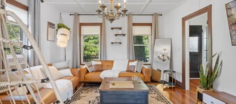 Victorian 4BR/2BA Modern Home