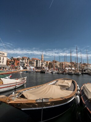 Marina