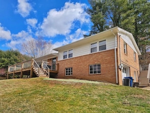 Exterior - Smoky Mountain Panacea- Hot tub (Canton)