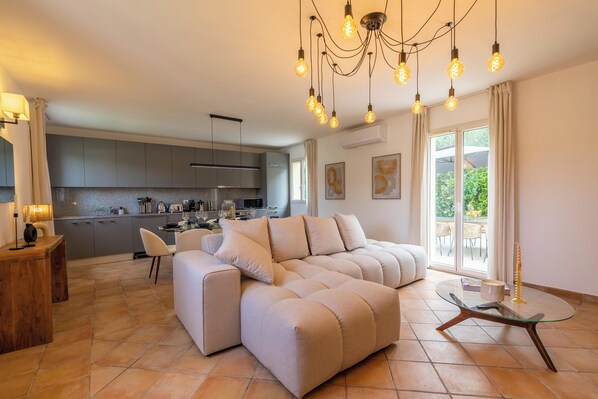 Living area - Villa « Gabriel » (Calvi)