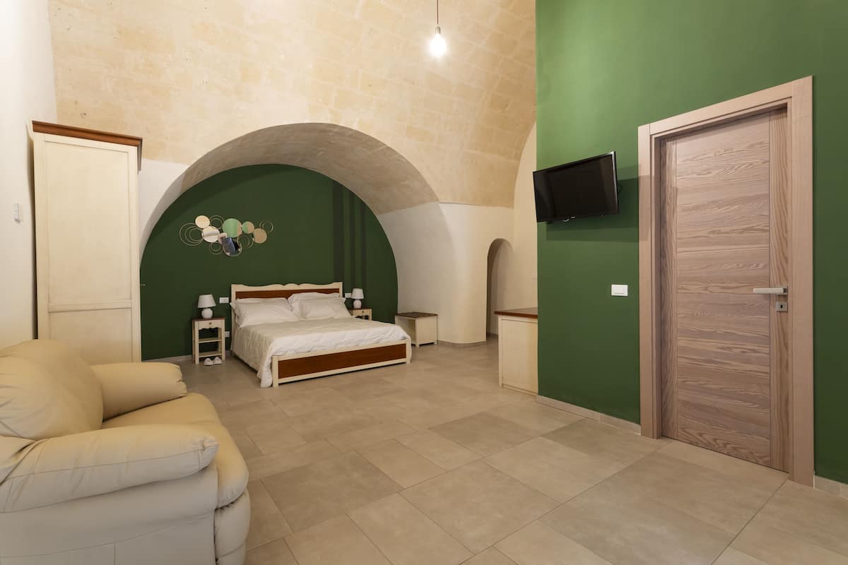 1 bedroom, minibar, in-room safe, desk