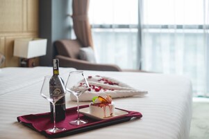 Grand Double Room | City view