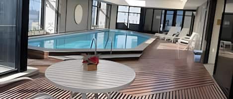 Apartment | Pool | Outdoor pool, a heated pool, pool umbrellas, pool loungers