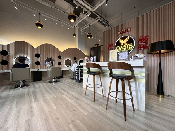 Hair salon