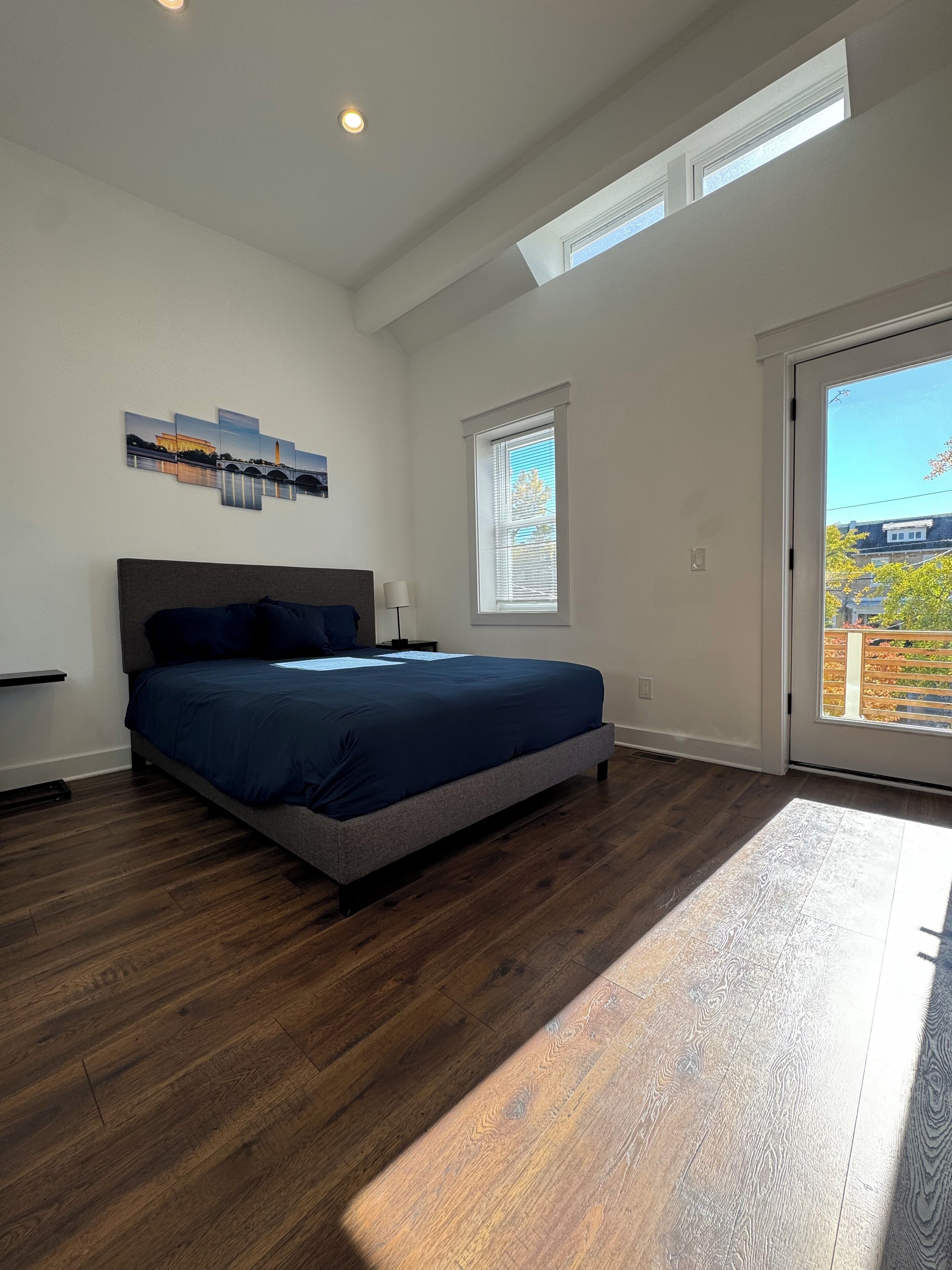 4 chambres, bureau, fer et planche à repasser, accès au Wi-Fi (inclus)