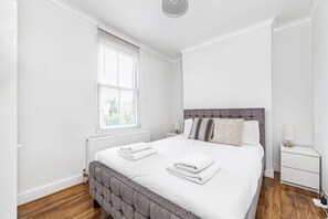 2 chambres, fer et planche Ă repasser, accĂšs Internet