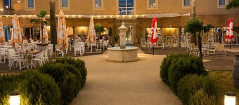 Hôtel Restaurant Les Jasses de Camargue