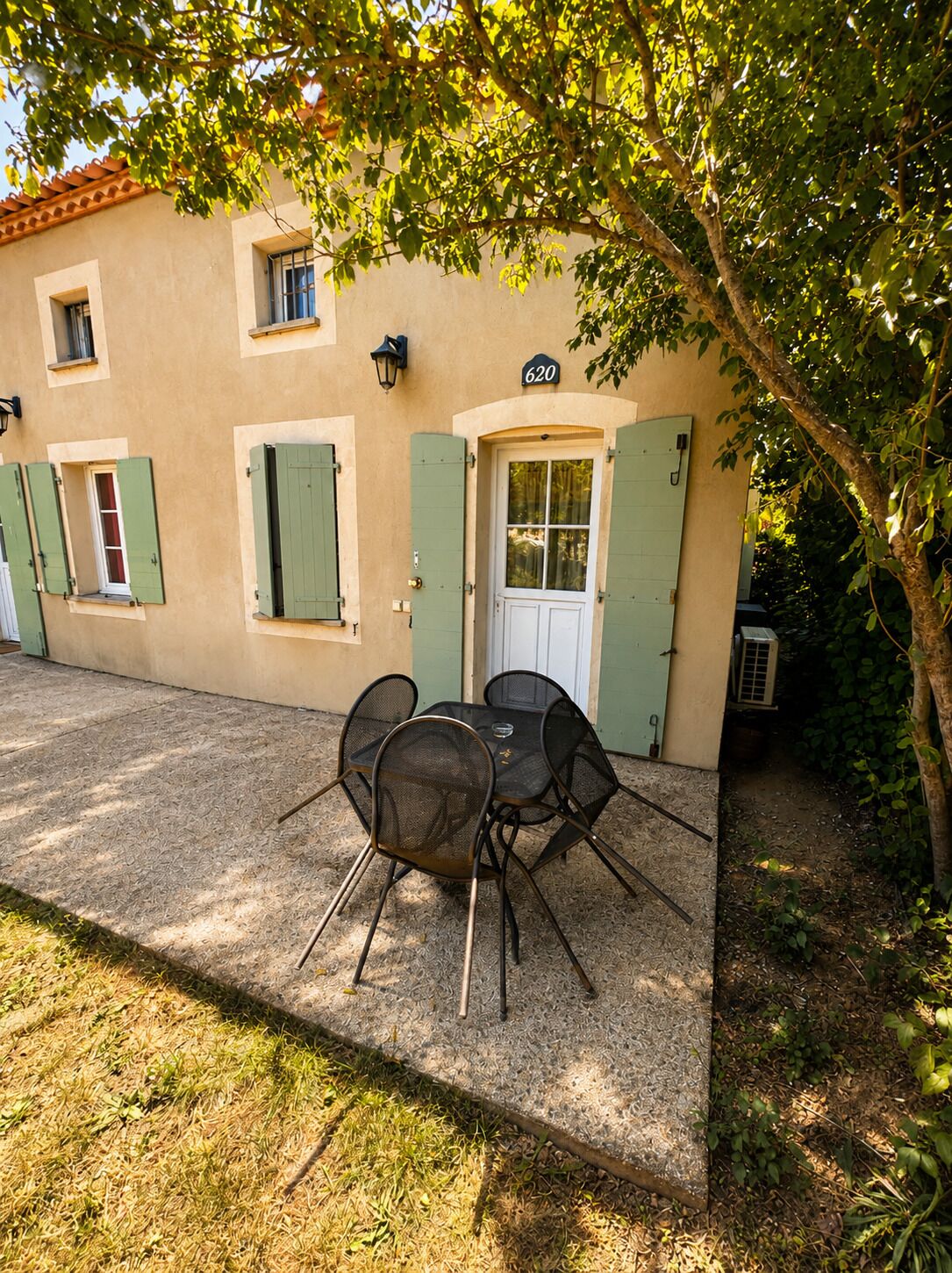 Classic House | Desk, laptop workspace, free WiFi, bed sheets