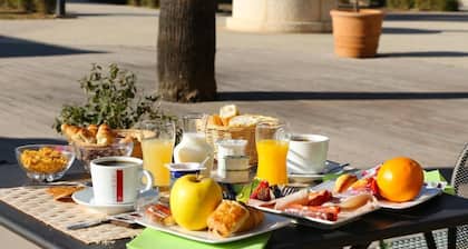 Hôtel Restaurant Les Jasses de Camargue