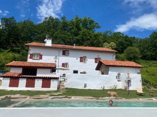 Ferme rénovée à côté de sentiers de randonnées à 20 minutes des plages