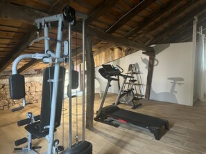 Fitness facility - Ferme Rénovée à Côté de Sentiers de Randonnées à 20 Minutes des Plages (Sare)