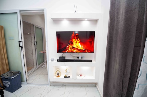 A modern, smart condo within the heart of the city