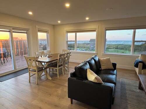 Ocean view cottages with direct beach access