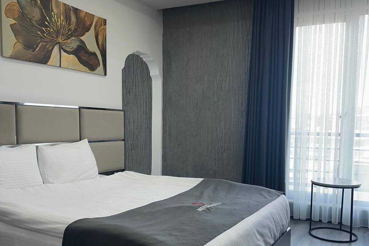 Coffres-forts dans les chambres, bureau