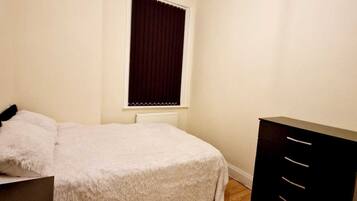 3 bedrooms, WiFi, bed sheets