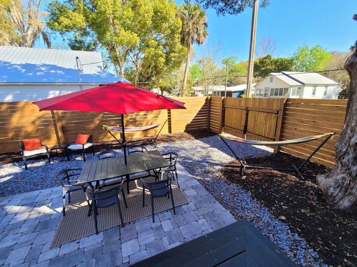 Photo 18 of NEW SuperHost House-pet friendly, remote worker, centrally located urban oasis!