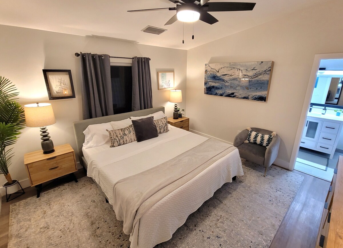 Photo 23 of NEW SuperHost House-pet friendly, remote worker, centrally located urban oasis!