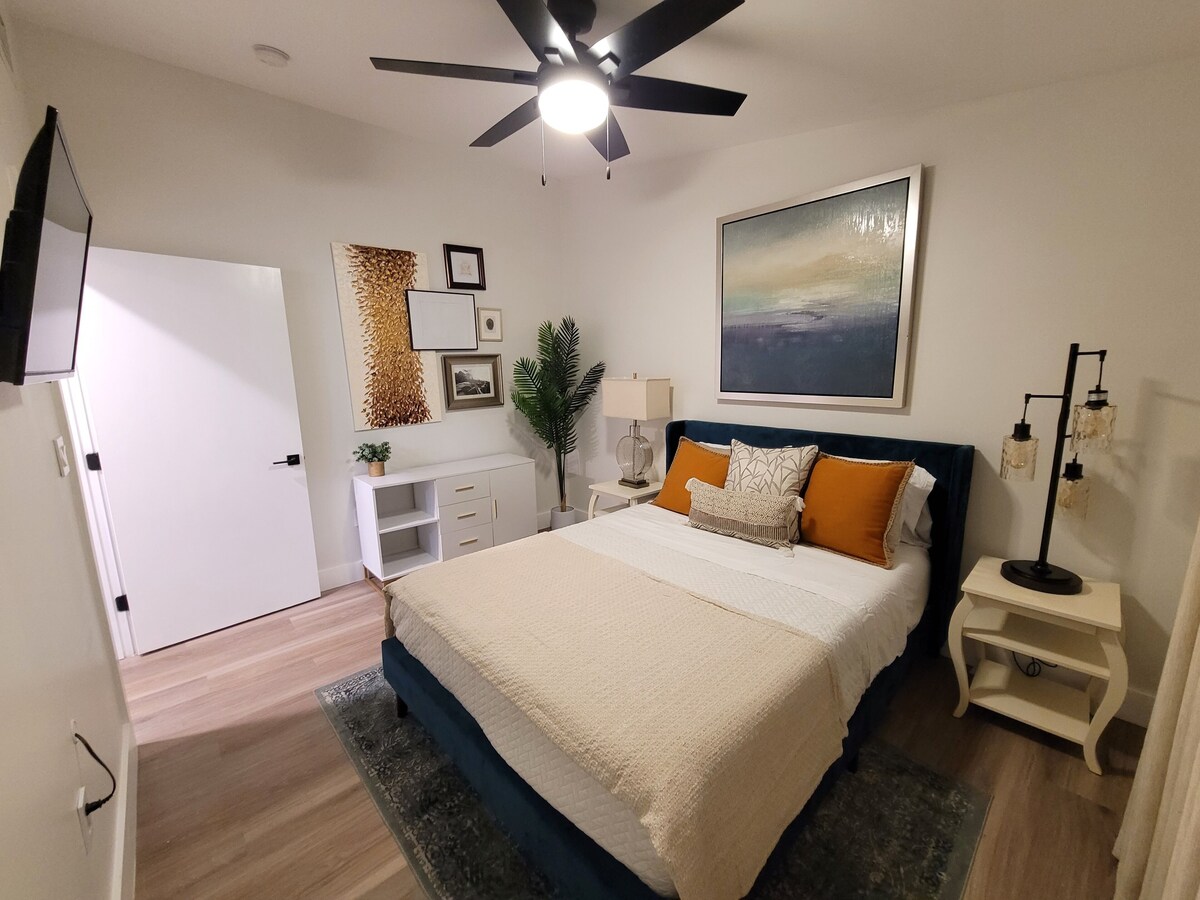 Photo 3 of NEW SuperHost House-pet friendly, remote worker, centrally located urban oasis!