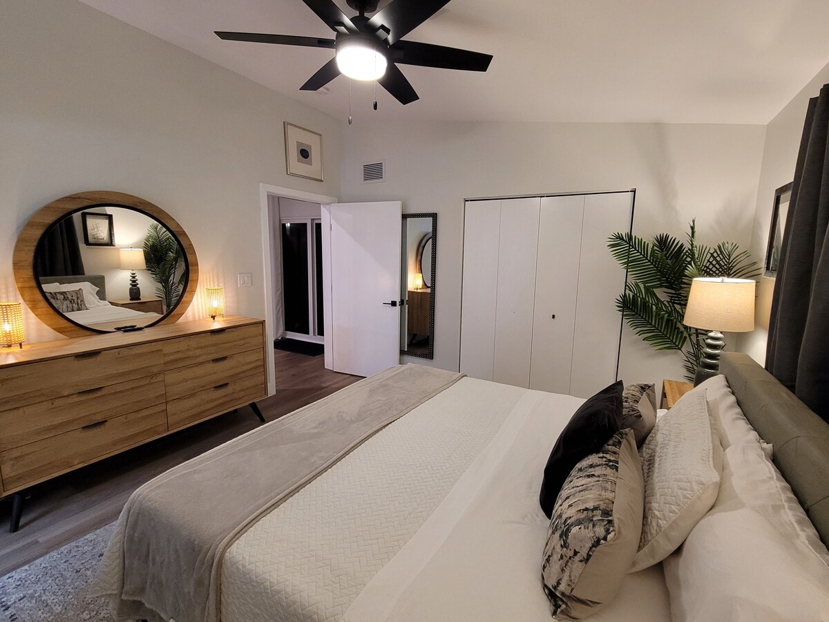 Photo 24 of NEW SuperHost House-pet friendly, remote worker, centrally located urban oasis!