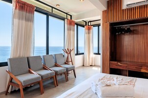 Design Oda, Birden Çok Yatak, Havuz Manzaralı, Okyanusa Sıfır | Kaliteli yatak takımı, kuştüyü yorgan, Select Comfort yatak, odada kasa 