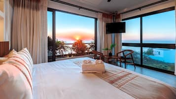 Phòng Deluxe, quang cảnh biển | 1 phòng ngủ, bộ đồ giường cao cấp, chăn bông, nệm Select Comfort