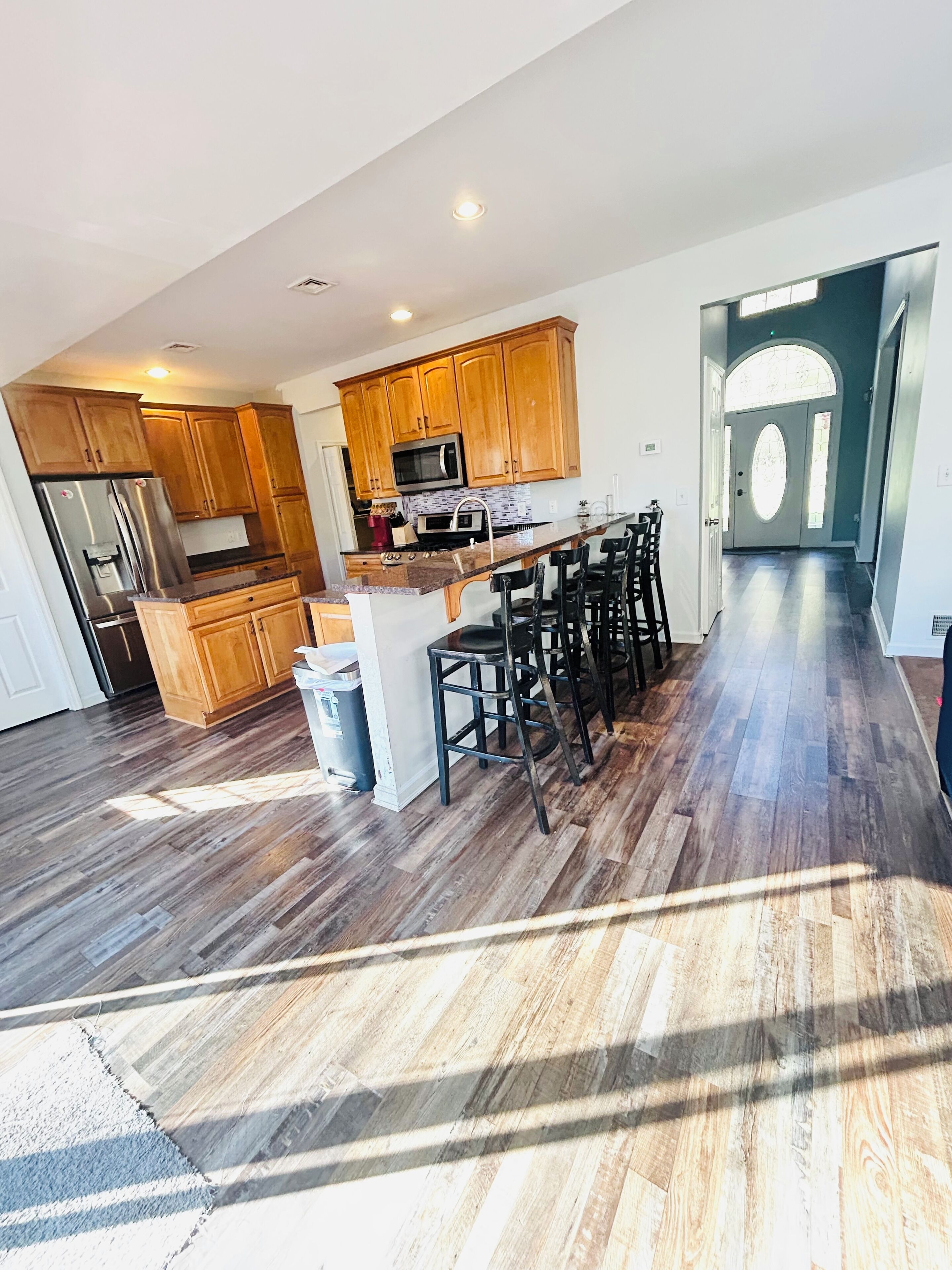 冰箱、微波炉、烤箱、炉灶