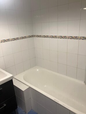 Hårtørrer, håndklæder, Sæbe, Shampoo