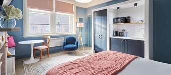 Cheviot @ Arlington House Hotel