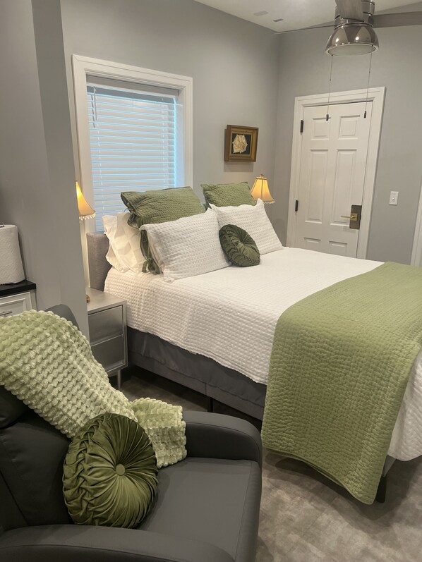 1 chambre, bureau, fer et planche à repasser, Wi-Fi