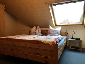 1 chambre, fer et planche Ă repasser, Wi-Fi, draps fournis