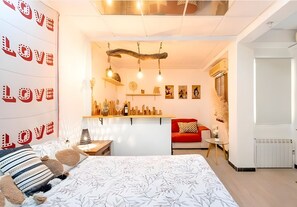 1 bedroom, iron/ironing board, free WiFi