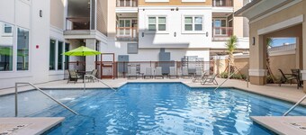 Luxury 1 Bedroom Downtown Houston