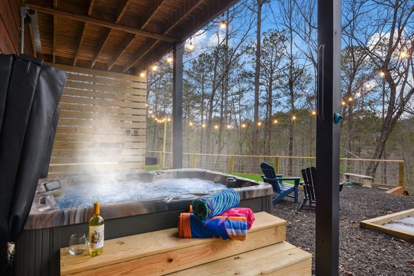 Outdoor spa tub