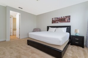 6 chambres, fer et planche à repasser, Wi-Fi, draps fournis