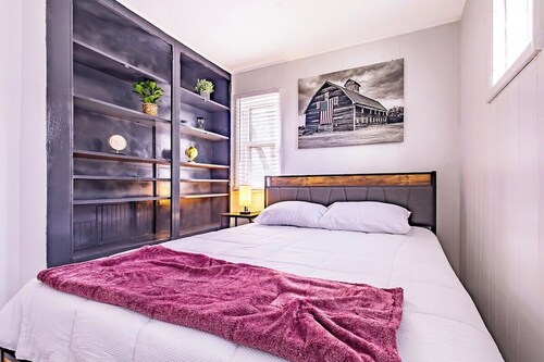 Spacious 4BR 2 Bath Apartment near Niagara Falls