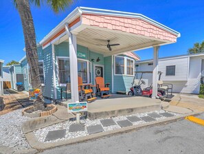 Exterior - 183 Marlin Dr.  Newly Updated & Adorable! 3 Bedrooms -  2.5 Bathrooms (Panama City Beach)