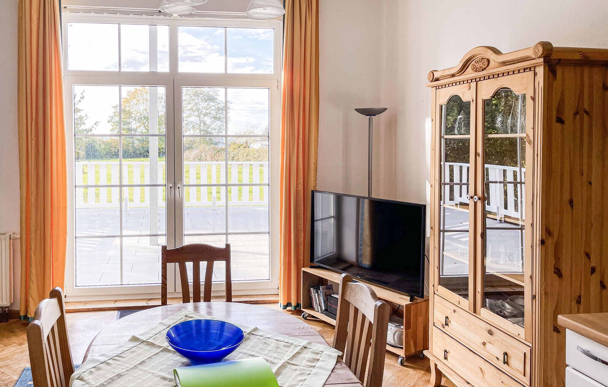 Fernseher, DVD-Player