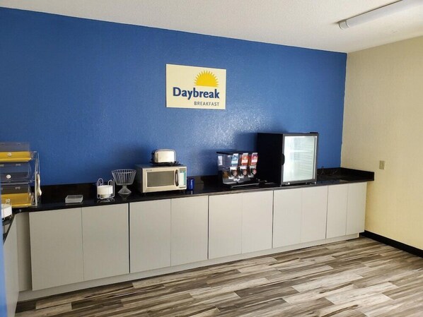 Dining - Days Inn By Wyndham Macon I-75 North (Macon)